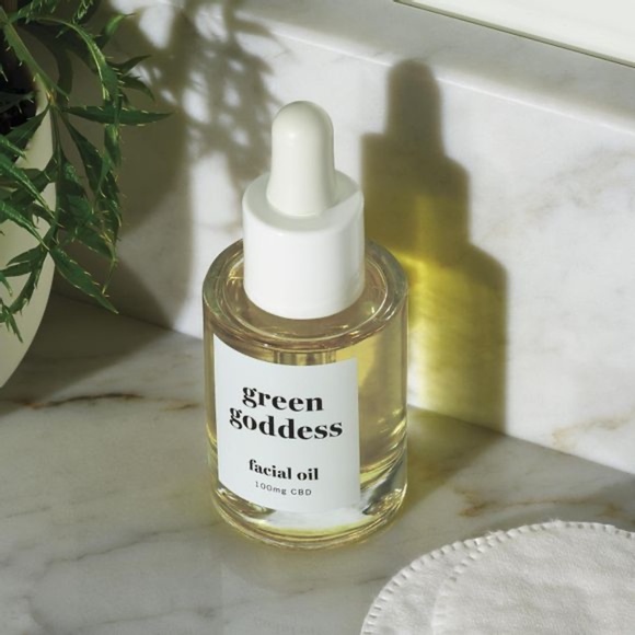 **AVON* Green Goddess Plant Based Facial Oil 0.95 fl. oz. - Picture 4 of 6